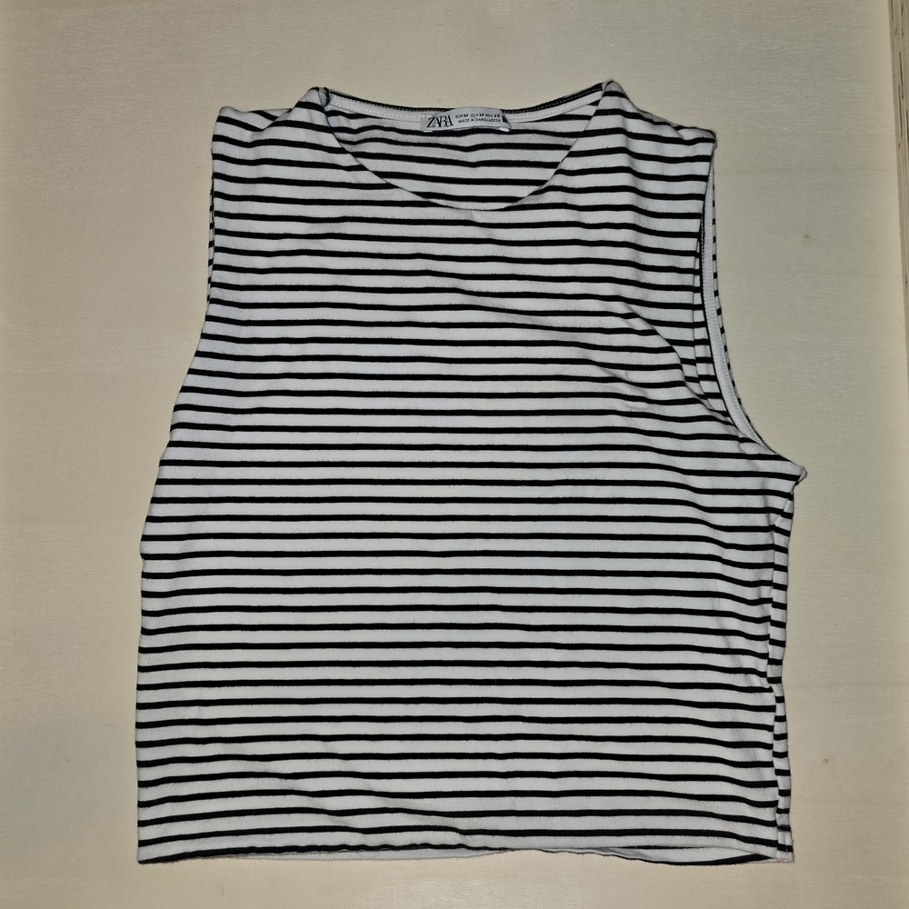 Zara Black and White Sleeveless Muscle Tee
